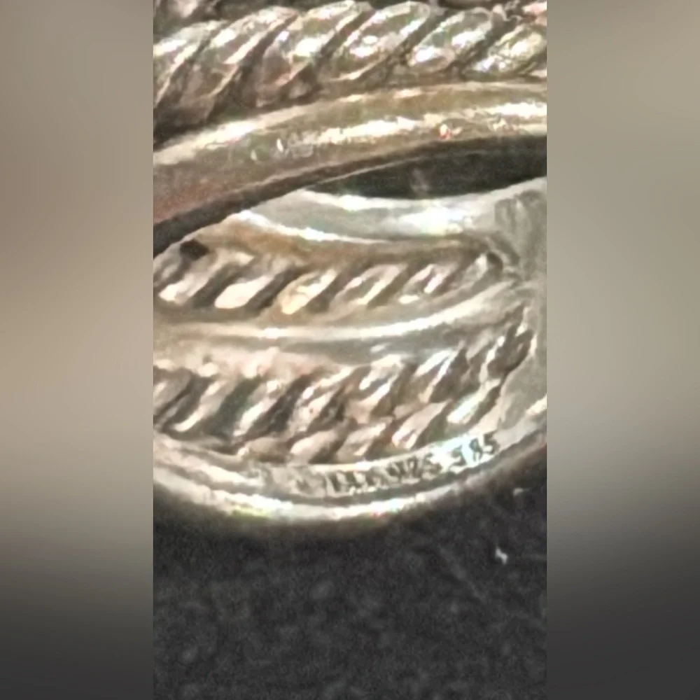 David Yurman Silver and Gold Ring - Picture 5 of 9